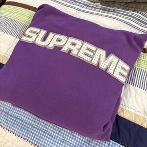Supreme purple sweatshirt